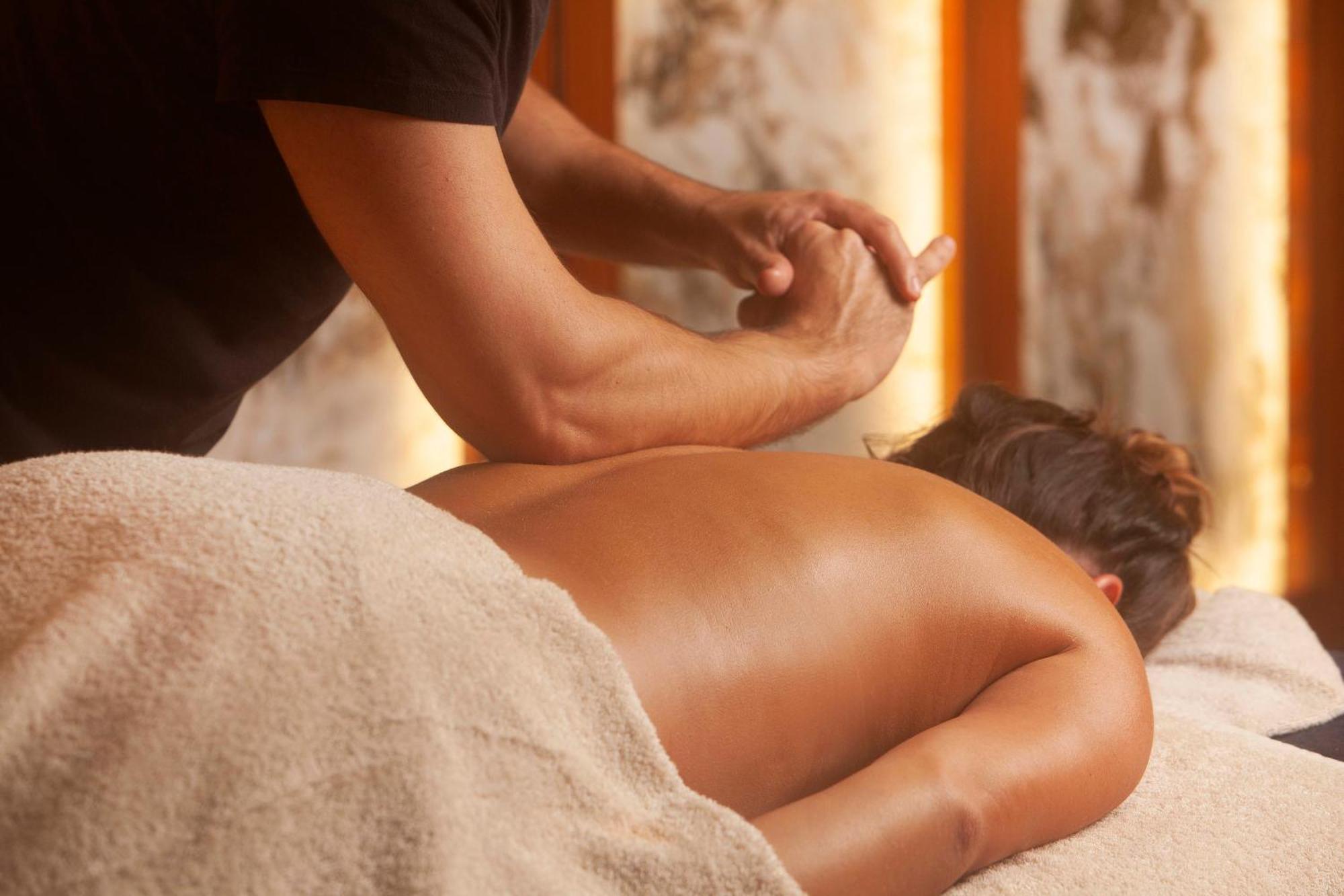 Wine & Books Porto Hotel Екстер'єр фото Massage